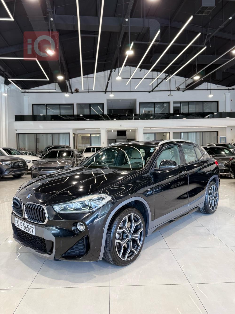 بی ئێم دەبڵیو X2